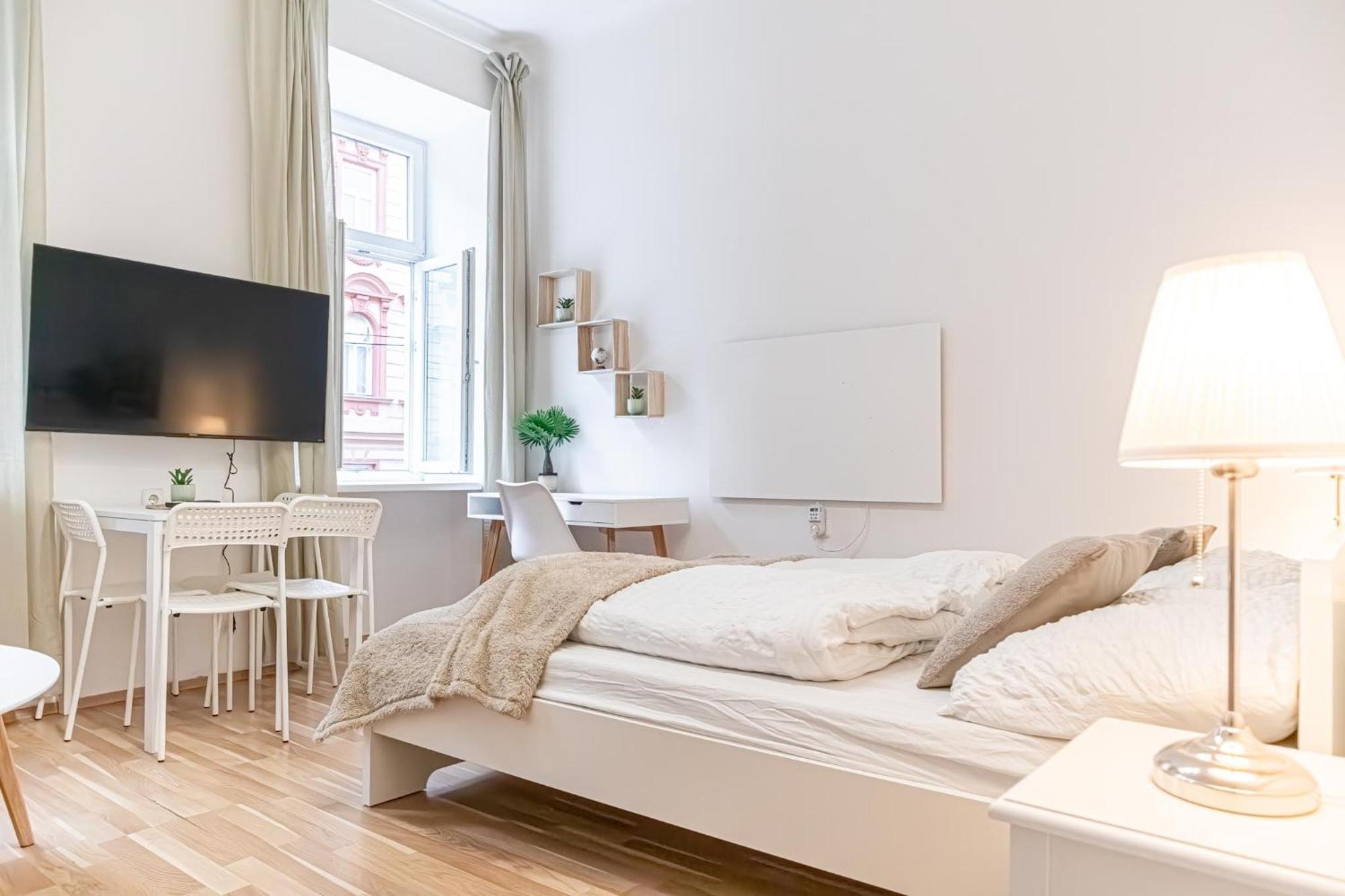 Economy Living- 1br In The Heart Of Appartement *