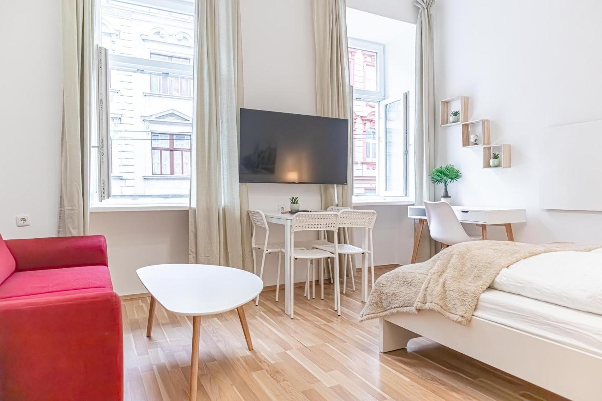 Economy Living- 1br In The Heart Of Wenen
