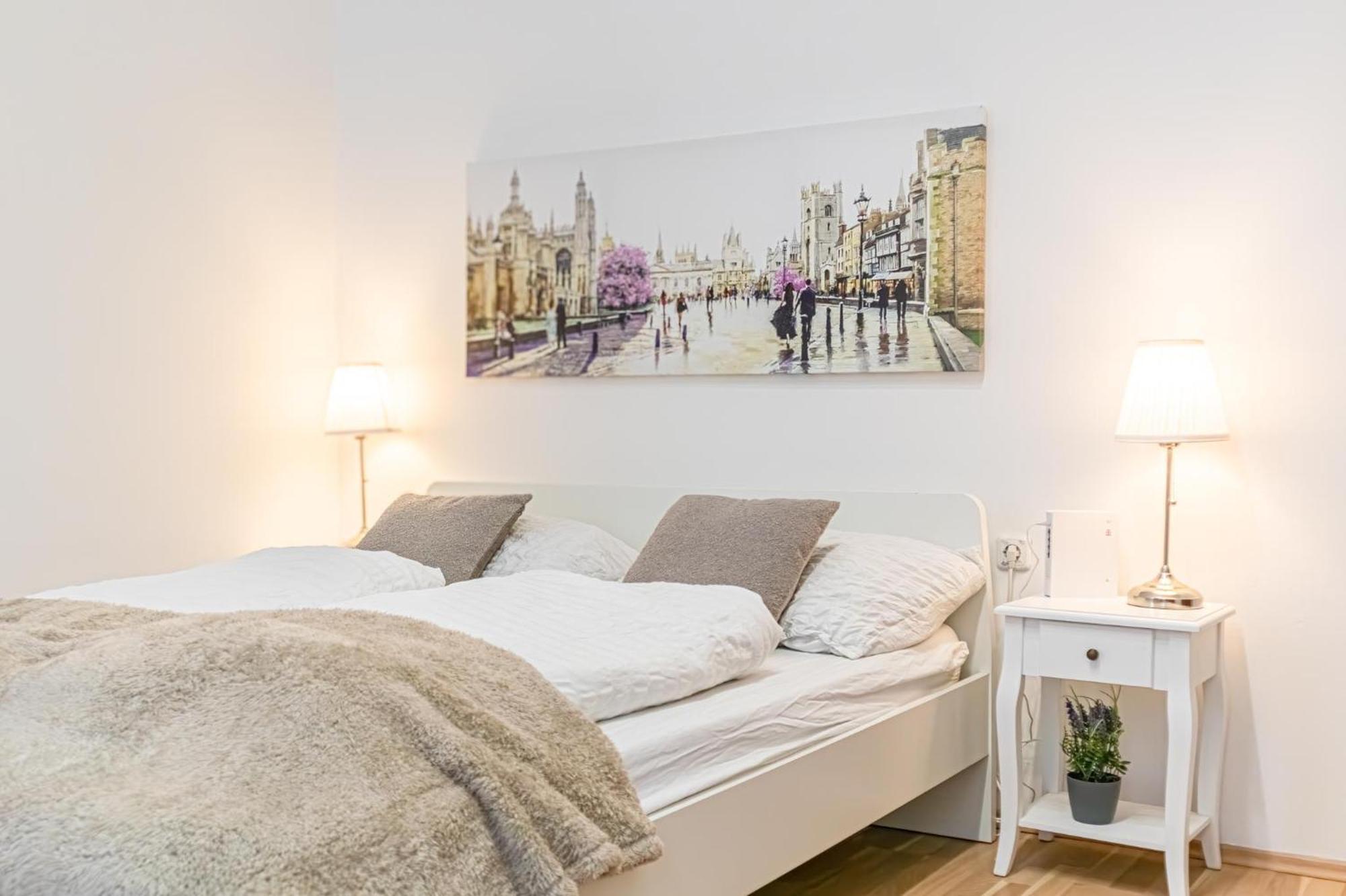 Economy Living- 1br In The Heart Of Wenen